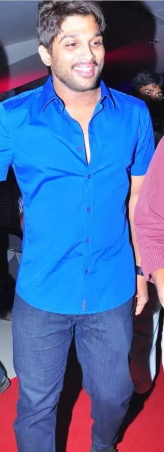 half sleeves blue shirt outfit by a Allu Arjun