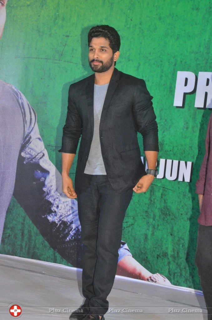 Casual blazer outfit by Allu Arjun