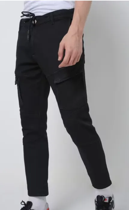 Black jogger for men for gym wear