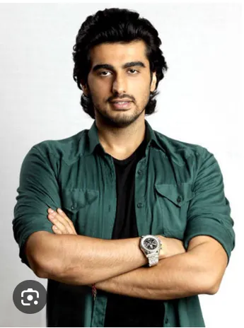 Cool outfit for men by Arjun Kapoor