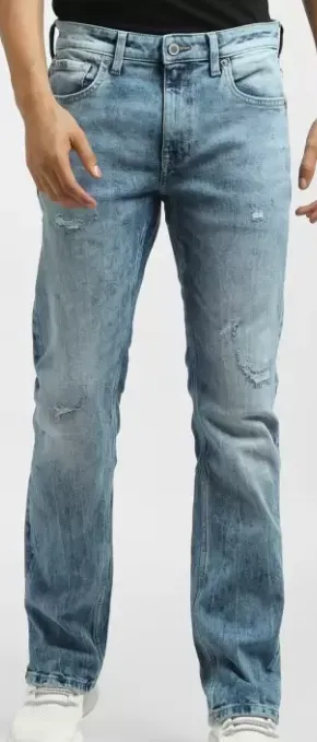 Blue ripped jeans for everyday wear