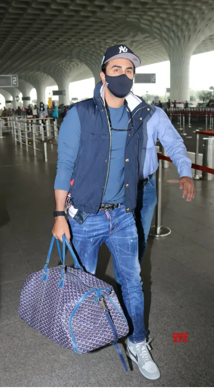 ranbir kapoor outfit