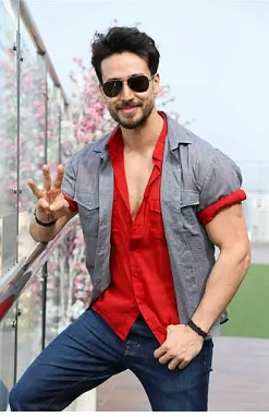 tiger shroff party wear dress for men in winter